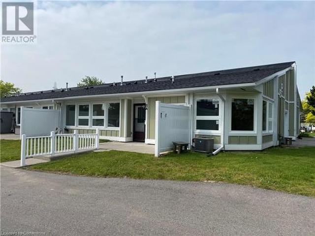 11A Father Biro Trail, Hamilton, ON, L9B 1T8 house for sale | Listing ID 40742 | Royal LePage