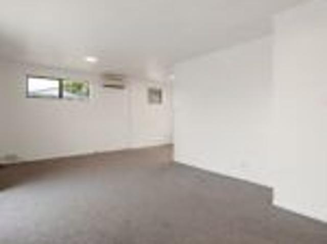 11A Inverness Avenue