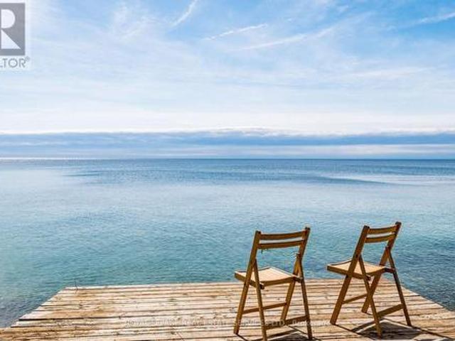 11A Lake Shore Drive, Toronto, ON, M8V 1Y9 house for sale | Listing ID W13481 | Royal LePage
