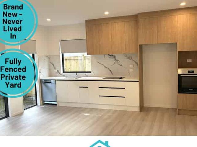 11E Glenfinn Place, Massey, Waitakere City