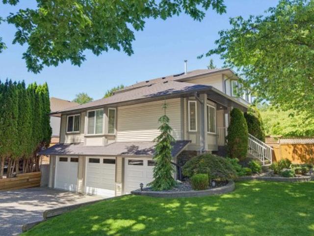 12057 Street, Maple Ridge, BC, V4R 4X4 house for sale | Listing ID R3138 | Royal LePage