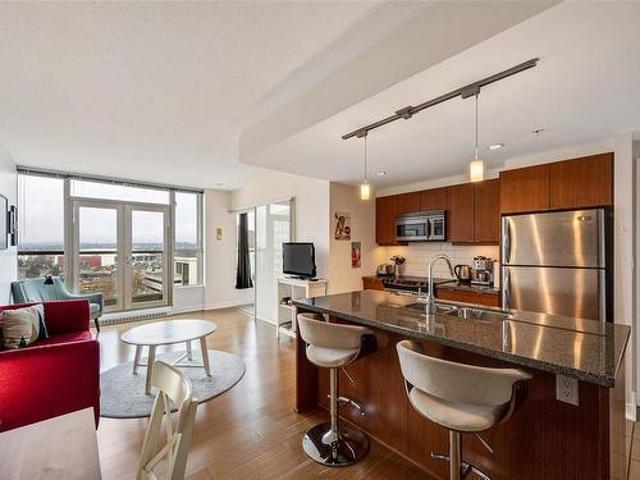 1205 760 Johnson St, Victoria, BC, V8W 0A4 Single Family Pro.