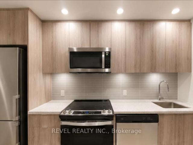 1205W 3 Rosewater Street, Richmond Hill | 1+1Beds/1Bath, Condo, $2,300/mo | Condos. Ca