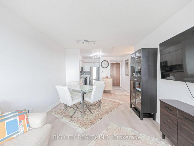 1206 23 Oneida Crescent, Richmond Hill | Leased, N13560 | Condos. Ca