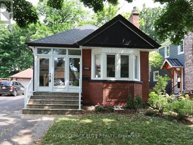 1208 Bellview Street, Burlington, ON, L7S 1C7 house for sale | Listing ID W12254 | Royal LePage