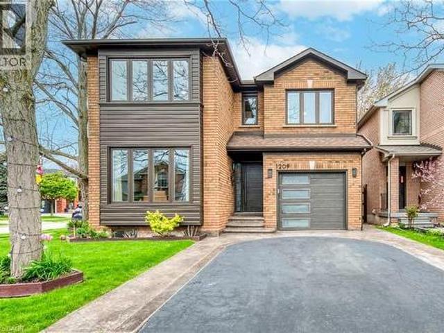 1209 Old Oak Drive, Oakville, ON, L6M 3K6 house for sale | Listing ID 40841 | Royal LePage
