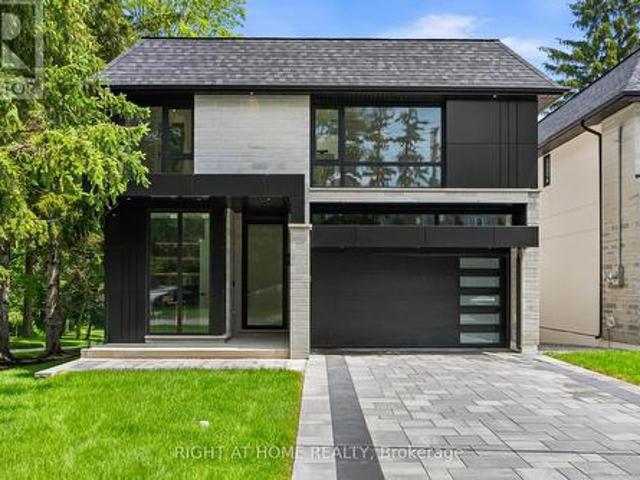 1209 Canterbury Road, Mississauga, ON, L5G 4A4 house for sale | Listing ID W13500 | Royal LePage