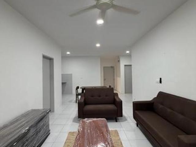 1200 Sqft Spacious Fully Furnished Unit Residensi Sateria