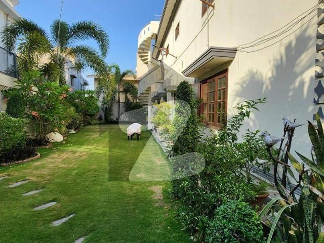 1200 yards bungalow available for sale two unit