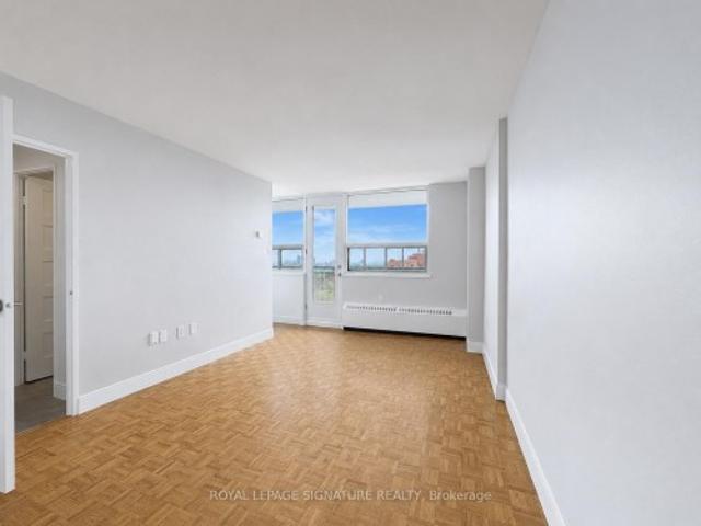 1201 1 Bathurst Street, Toronto, ON, M5P 3L3 lease for lease | Listing ID C13616 | Royal LePage