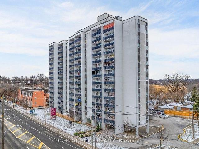 1202 Jane Street, York | 2Beds/1Bath, Condo, $2,375/mo | Condos. Ca
