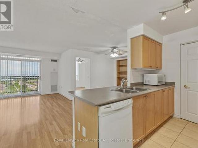 1202 55 Strathaven Drive, Mississauga, ON, L5R 4G9 lease for lease | Listing ID W13534 | Royal LePage