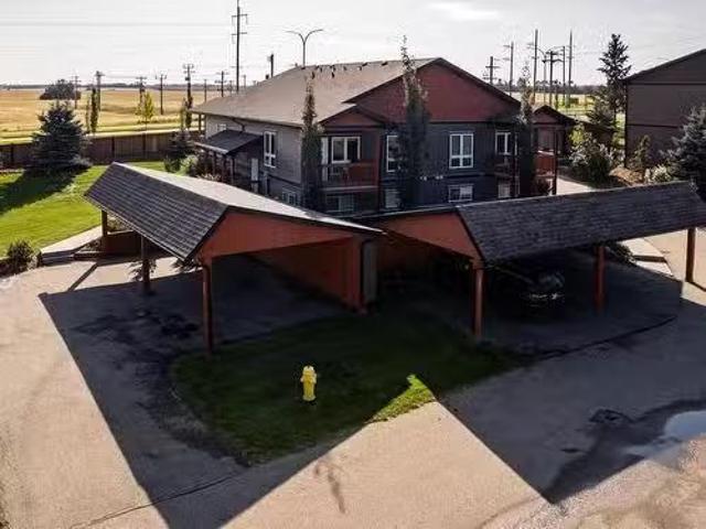 1203 Graybriar Gr, Stony Plain, AB, T7Z 0G1 townhouse for sa.