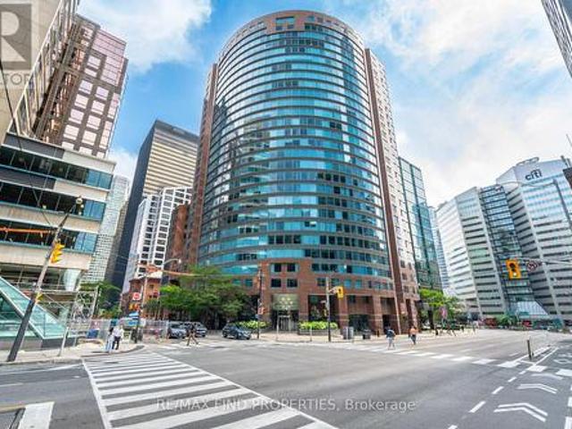 1203 33 University Avenue, Toronto, ON, M5J 2S7 condo for sale | Listing ID C13548 | Royal LePage