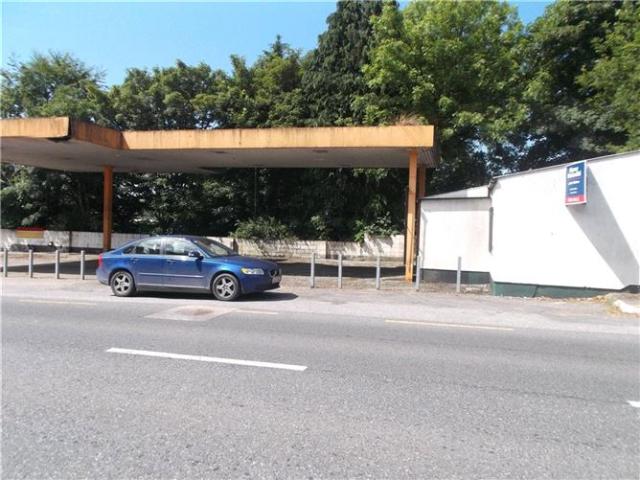 120,000 | Garage & Forecourt, Main St, Mullinavat, Co. Kilkenny Sherry FitzGerald John Rohan 4373 MyHome. Ie Residential