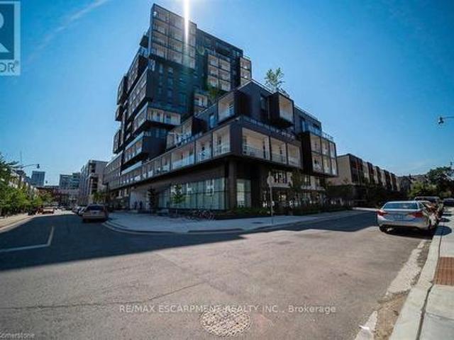 120 80 Vanauley Street, Toronto, ON, M5T 0C9 condo for sale | Listing ID C13459 | Royal LePage