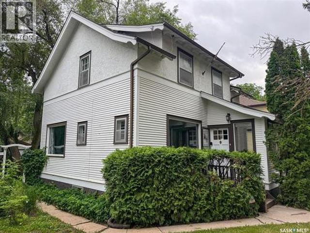 120 8Th Street E, Saskatoon, SK, S7H 0N9 house for sale | Listing ID SK041954 | Royal LePage