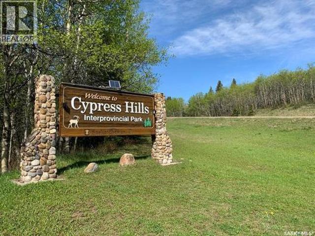 120 Acres Bordering Cypress Hills Provincial Park, Maple Creek Rm No. 111, SK, S0N 1N0 vacant land for sale | Listing ID SK032769 | Royal LePage