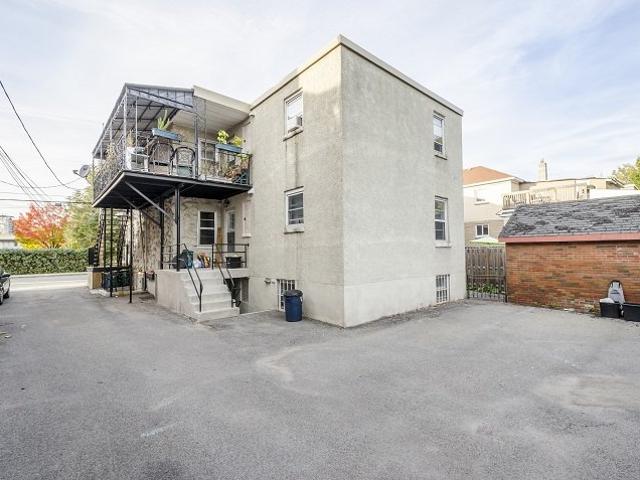 120 Barrette Street 1 Ottawa, ON K1L 8A1