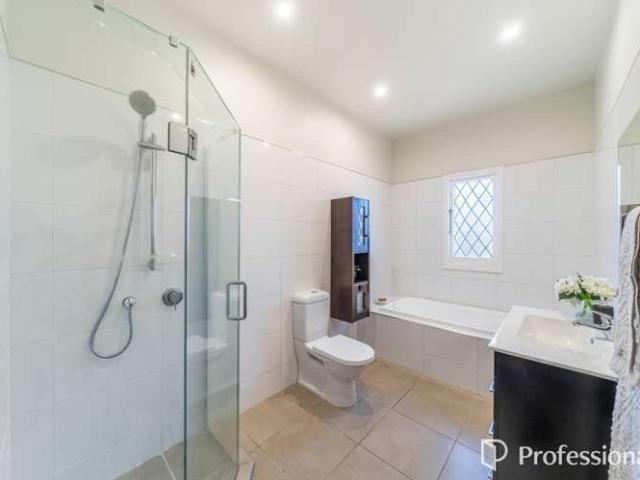 120 Knights Road, Lower Hutt Central, Lower Hutt City