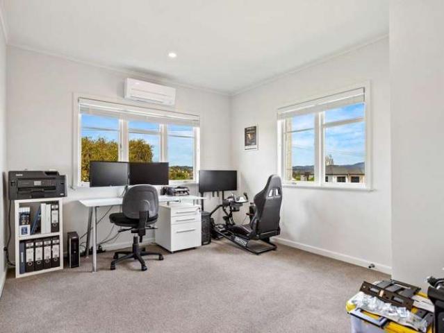 1/20 James Laurie Street, Henderson, Waitakere City
