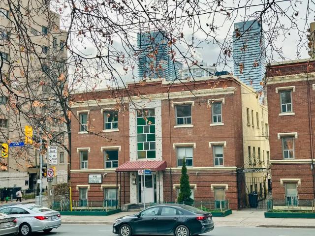 120 Maitland Street