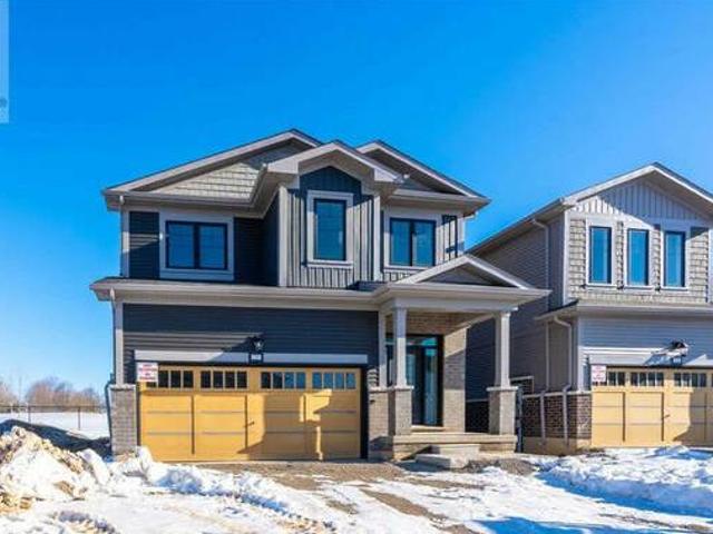 120 SPITFIRE DR Hamilton Ontario