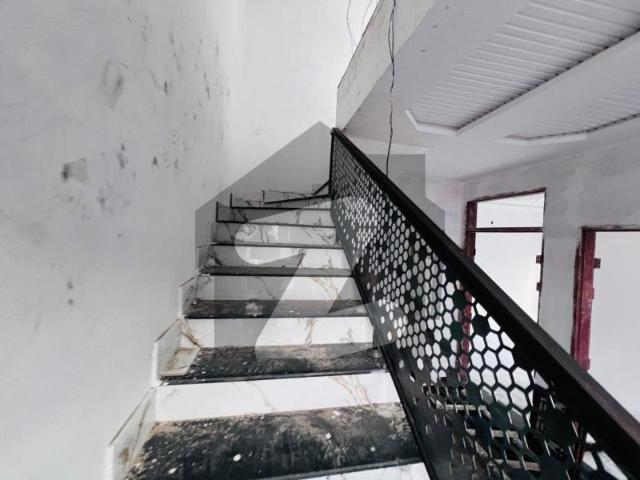 120 Square Yards Double Storey Bungalow at Prime Location of Qasimabad Phase 1
