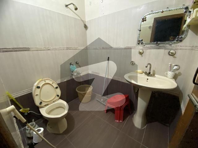 120 Square Yards G+2 Very Well Maintained House For Sale In Block 3 Jauhar Gulistan e Jauhar Block 3