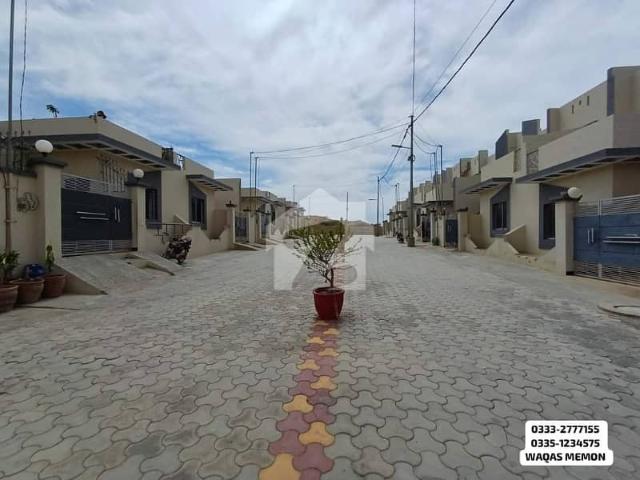 120 sq yards 04 bed villa