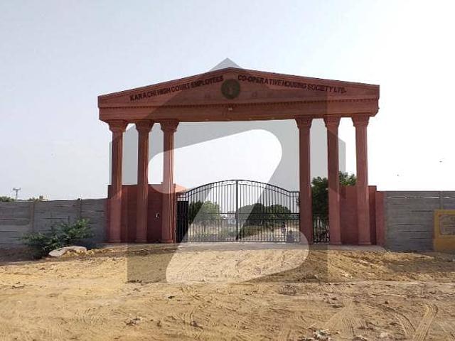 120 Sq Yards west open Plot in Karachi High Court Society | Near Gate & Park