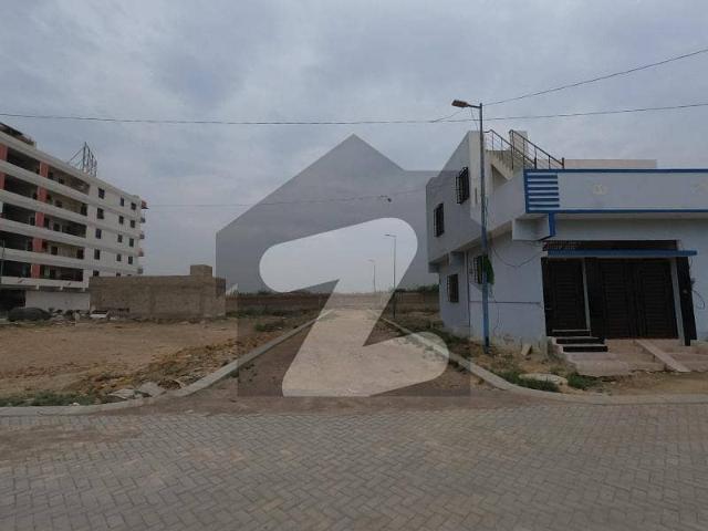 120 Sq Yards West Open Plot 50ft Road Facing in Gold Block