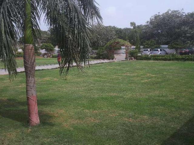 120 Sq Yd Plots Available in Vip Block 1 SAADI GARDEN Scheme 33 KYC Karachi Saadi Town ID 44643