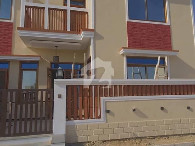 120 SQ. Yds. Villa