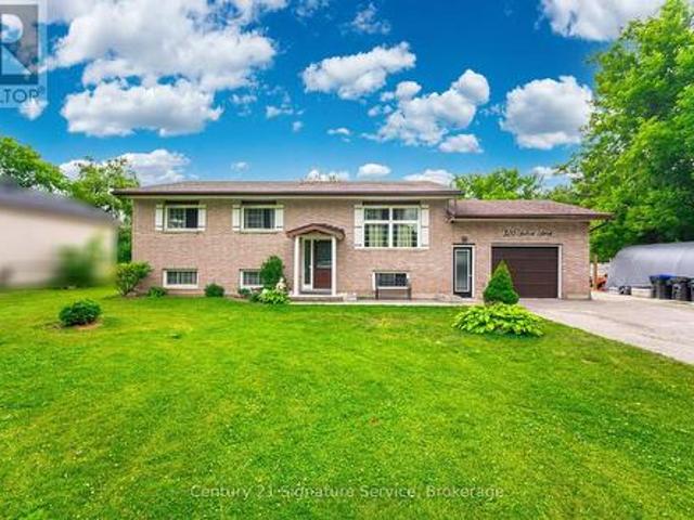 120 Switzer Street, Clearview, ON, L0M 1N0 house for sale | Listing ID S13616 | Royal LePage