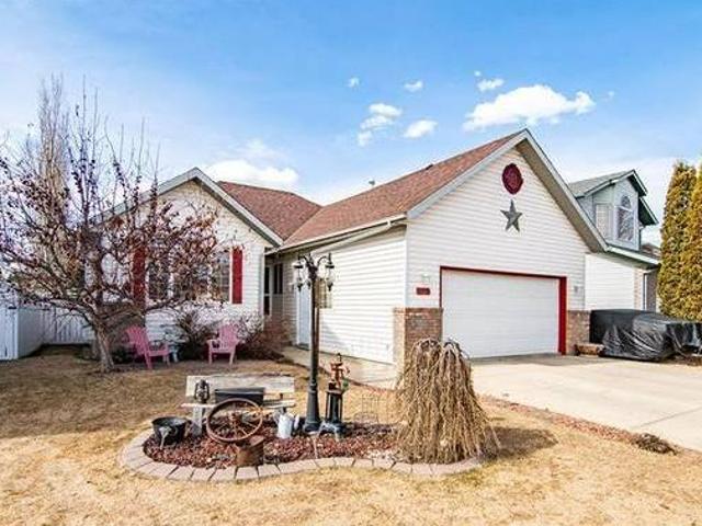 120 Reichley Street Red Deer AB T4P 3S8 For Sale