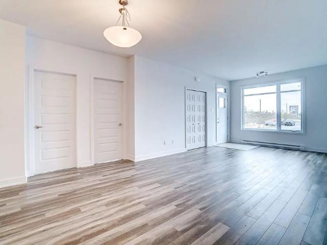 120 Rue Du Maquis Aylmer Magnifique Logement De Style Condo à Louer