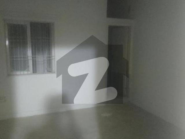 2 Bed Lounge 3rd Floor Flat Almost New Sweet Water Plus Boring Near Iqra Uni Sector 7D3 North Karachi Sector 7 D/2