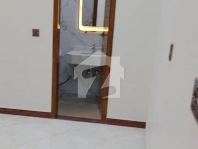 120 Yards Block A 2 Kitchens 40ft Road
