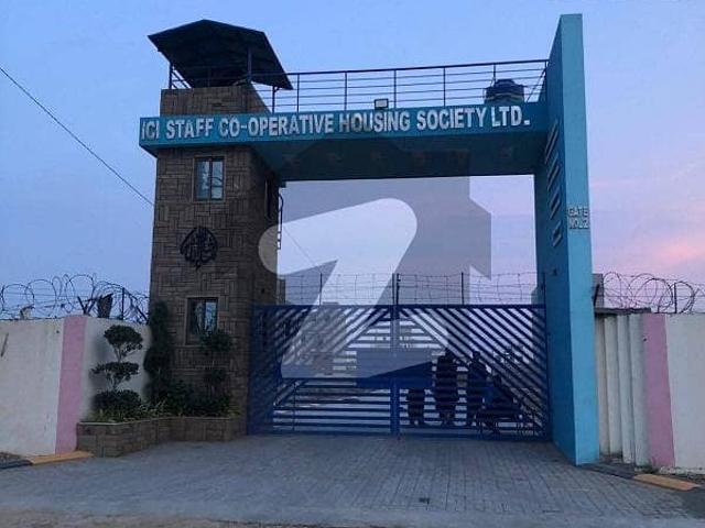 120 Yards Plot Available For Sale West Open Leased & Transfer Not For Bank Loan ICI Staff Society