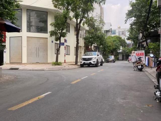 120m2 nhà 2 tầng 6x20m, Mặt tiền kinh doanh đường số 18, sát chợ Tân Mỹ, Tân Phú Quận 7, chỉ 18.5 tỷ