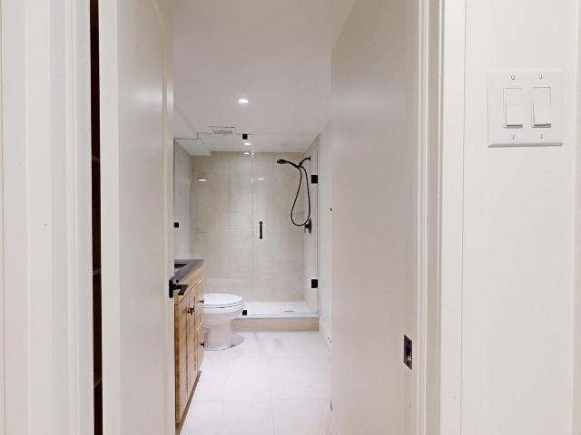 1214 1216 Avenue Road 2 Bedroom Apartment for Rent at 1214 Avenue Rd, Toronto, ON M5N 2G4 Lytton Park