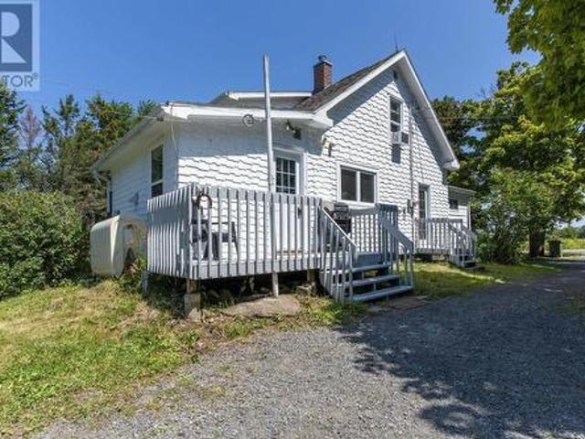 1215 Ridge Road, Wolfville, NS, B4P 2R1 house for sale | Listing ID 202617 | Royal LePage