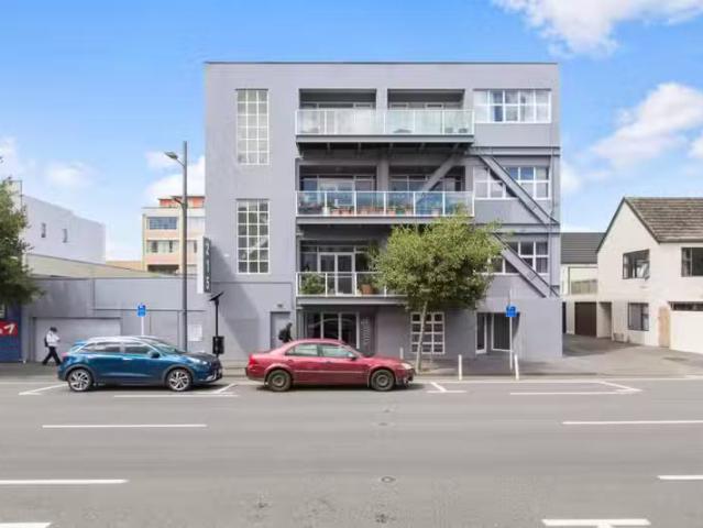 1/215 Victoria Street, Te Aro, Wellington City For Sale