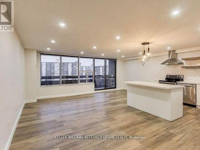 1215 11 Wincott Drive, Toronto, ON, M9R 2R9 condo for sale | Listing ID W13515 | Royal LePage