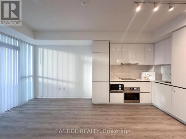 1215 8 INTERCHANGE WAY