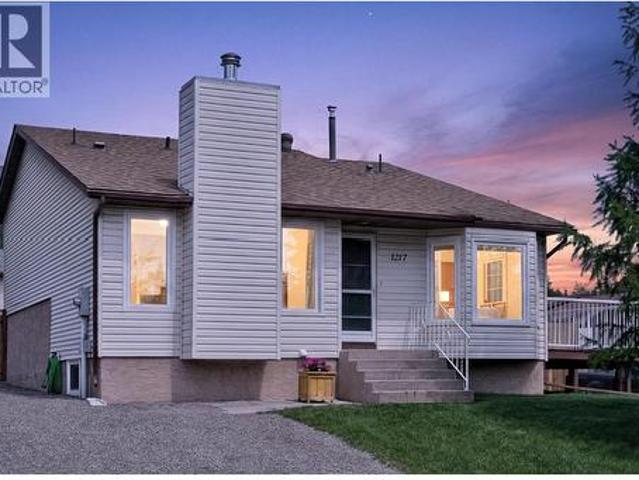 1217 Hickory Crescent, Sparwood, BC, V0B 2G2 house for sale | Listing ID 10389 | Royal LePage