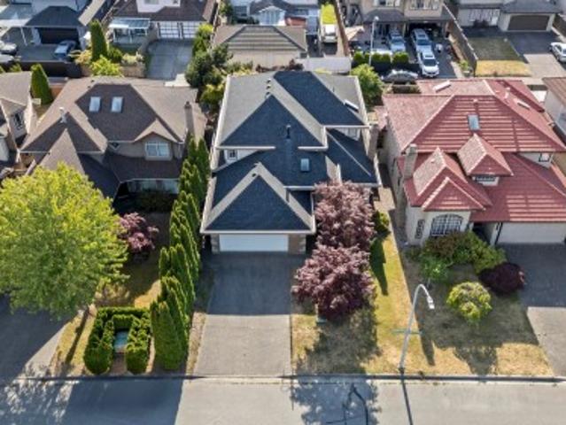 12100 Harrison Avenue, Richmond, BC, V6V 2R8 house for sale | Listing ID R3136 | Royal LePage
