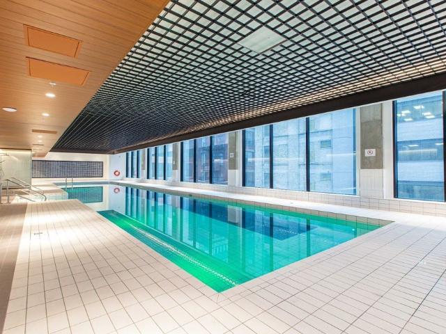 1210 Rue Jeanne Mance, Montréal Ville Marie, QC H2X