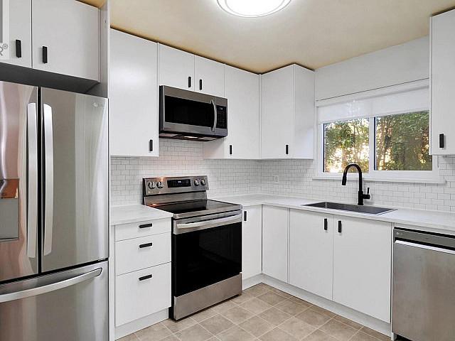 12117 Schmidt Crescent Maple Ridge, British Columbia